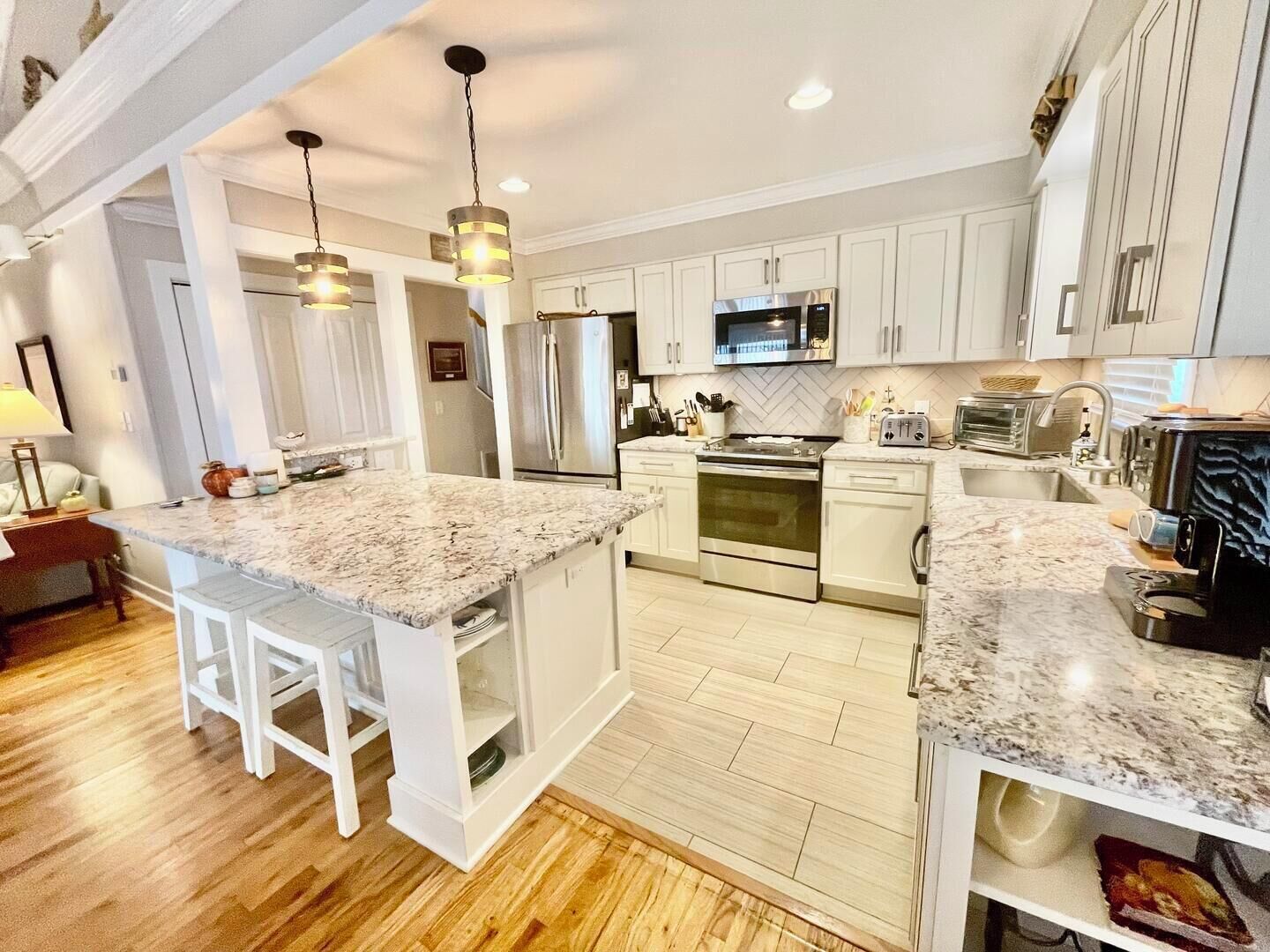 House, Multiple Beds, Patio, Garden View (SCARBOROUGH AVENUE 309) | Private kitchen