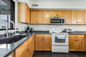 Condo, Multiple Beds, Kitchen, City View (OCEAN WINDS 5) | Private kitchen - Ocean Winds 5 (Dewey Beach)