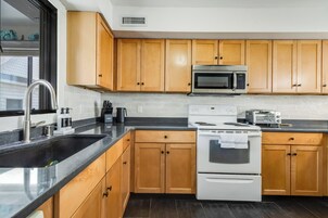 Condo, Multiple Beds, Kitchen, City View (OCEAN WINDS 5) | Private kitchen