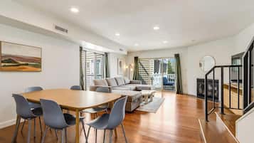 Kondominium, Beberapa Tempat Tidur, dapur, pemandangan kota (OCEAN WINDS 5) | Interior