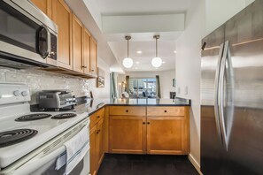 Condo, Multiple Beds, Kitchen, City View (OCEAN WINDS 5) | Private kitchen - Ocean Winds 5 (Dewey Beach)