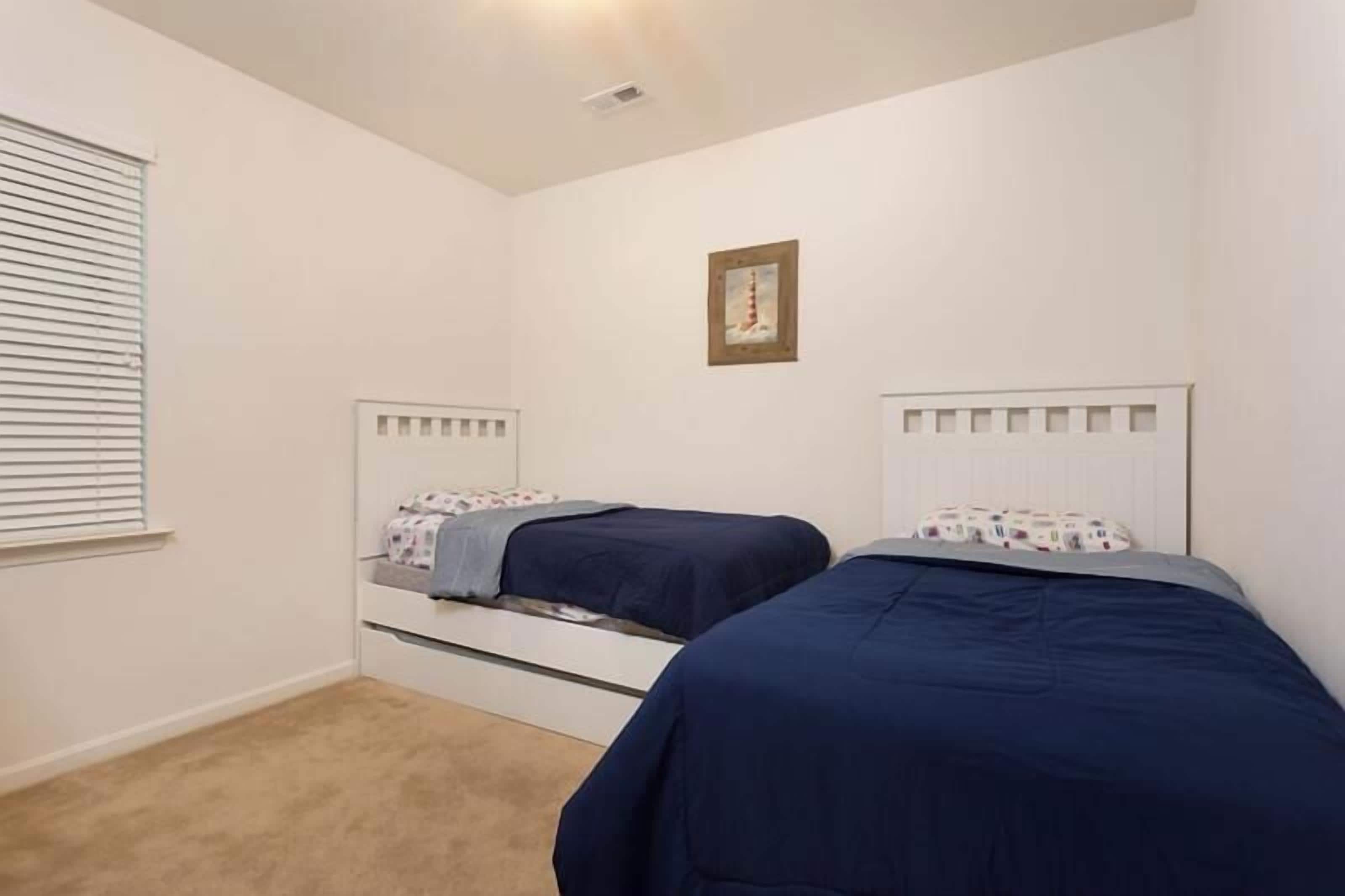 Condo, varias camas, balcón, vista a la ciudad (NEWRY DRIVE 20005 #8)