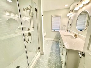 House, Multiple Beds, Kitchen (HOLLY ROAD 15) | Bathroom - Holly Road 15 (Rehoboth Beach)