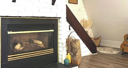 Cabin at Garner Lake