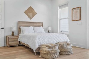 5 slaapkamers, een strijkplank/strijkijzer, gratis wifi, beddengoed