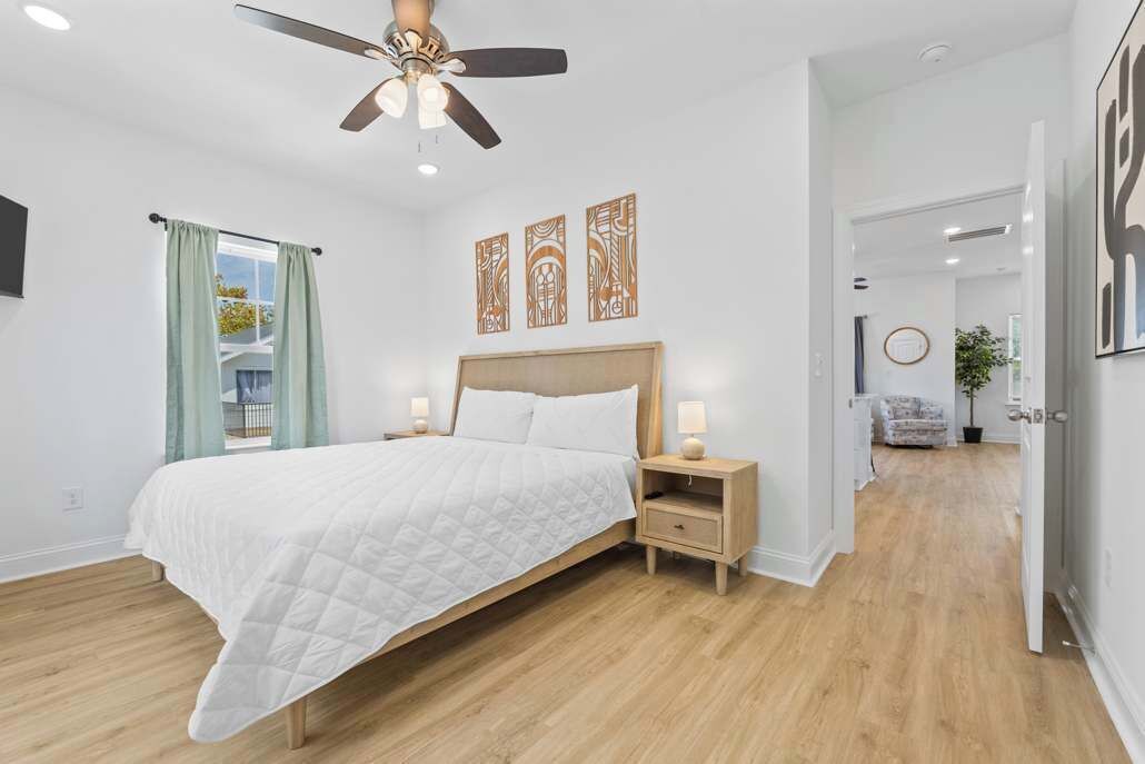 4 bedrooms, iron/ironing board, free WiFi, bed sheets