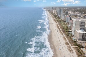 Beach nearby - Sunset Retreat in the Heart of Myrtle Beach (Myrtle Beach)