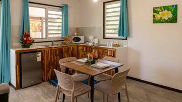 Standard Studio | Dining