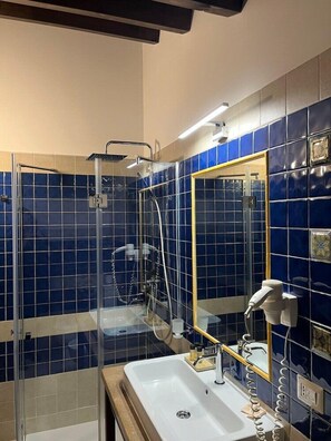 Bathroom - Agriturismo Badiula (Carlentini)
