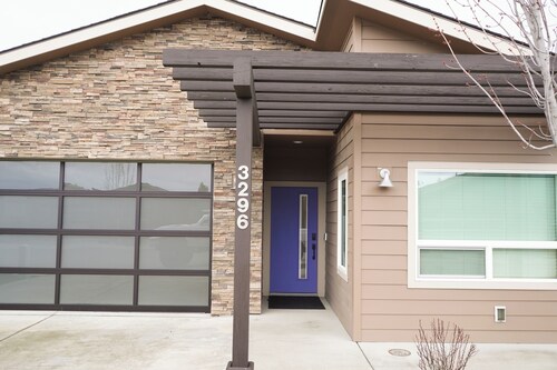 Charming CDA Retreat With Short Walk to Coffee & Riverfront