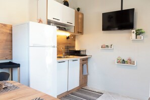 Private kitchen - Modern & Cozy Home: Fully Equipped for a Relaxing Stay (Chalcis)