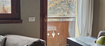 PeakView Mansarda Vacanze a Livigno 2123 slm - L'emozione di toccare il cielo!