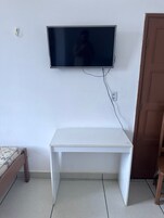 Basic Single Room, 1 Twin Bed, Non Smoking, Housekeeping | Desk, laptop workspace, free WiFi
