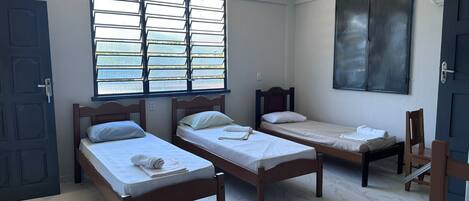 Chambre Simple, 1 lit une place, non-fumeurs, service de ménage