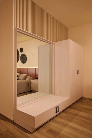 1 bedroom, WiFi, bed sheets - Stylish King Apartment in Oaxaca's Reforma District (Oaxaca de Juárez)