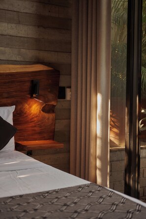 Room - Stylish Boutique Suite, 3 Blocks to Beach (Puerto Escondido)