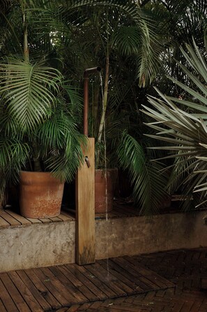 Property grounds - Stylish Boutique Suite, 3 Blocks to Beach (Puerto Escondido)