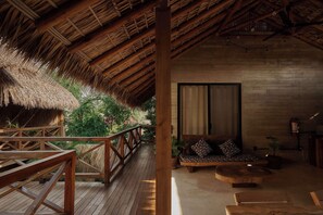 Terrace/patio - Stylish Boutique Suite, 3 Blocks to Beach (Puerto Escondido)