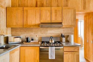 Private kitchen - Chic Roma Norte Apartment w/ Private Balcony (Mexico City)