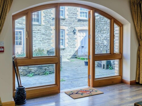 Weavers Rest offers beautifully crafted accommodation in a magnificent area of Wales