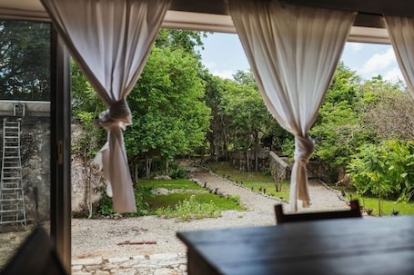 内装. Cuch Balam Private Estate with 3 Bedrooms, 2 Hectares of Garden, Pool and Cenote