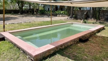 Utomhuspool
