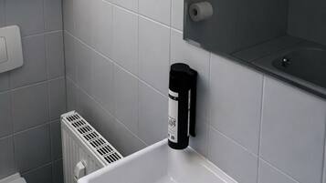 Economy Apartment, Courtyard View | Bathroom