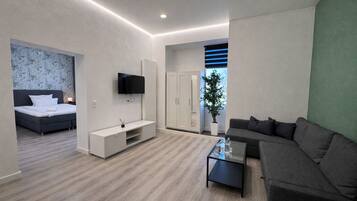 Familienapartment, 2 Schlafzimmer, Kochnische | Wohnbereich