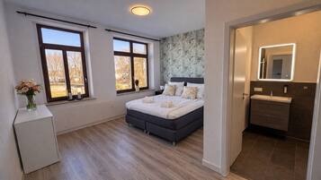 Appartamento Comfort, 1 letto queen con divano letto, angolo cottura