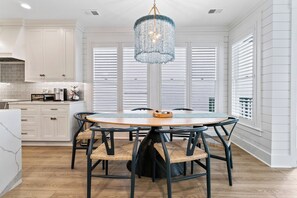 Dining - March/April Specials, Boardwalk & Beach (Isle of Palms)