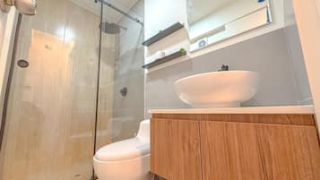 Leilighet – comfort, bakgårdsutsikt | Bad