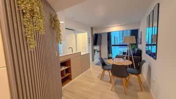 Apartamento Confort, vistas al patio | Sala de estar