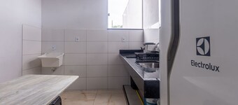 適合 6 人的公寓，配備 Wi-Fi 和車房