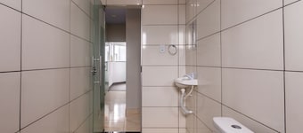 Apartamento Para 6 h Spedes com Wi-fi e Garagem