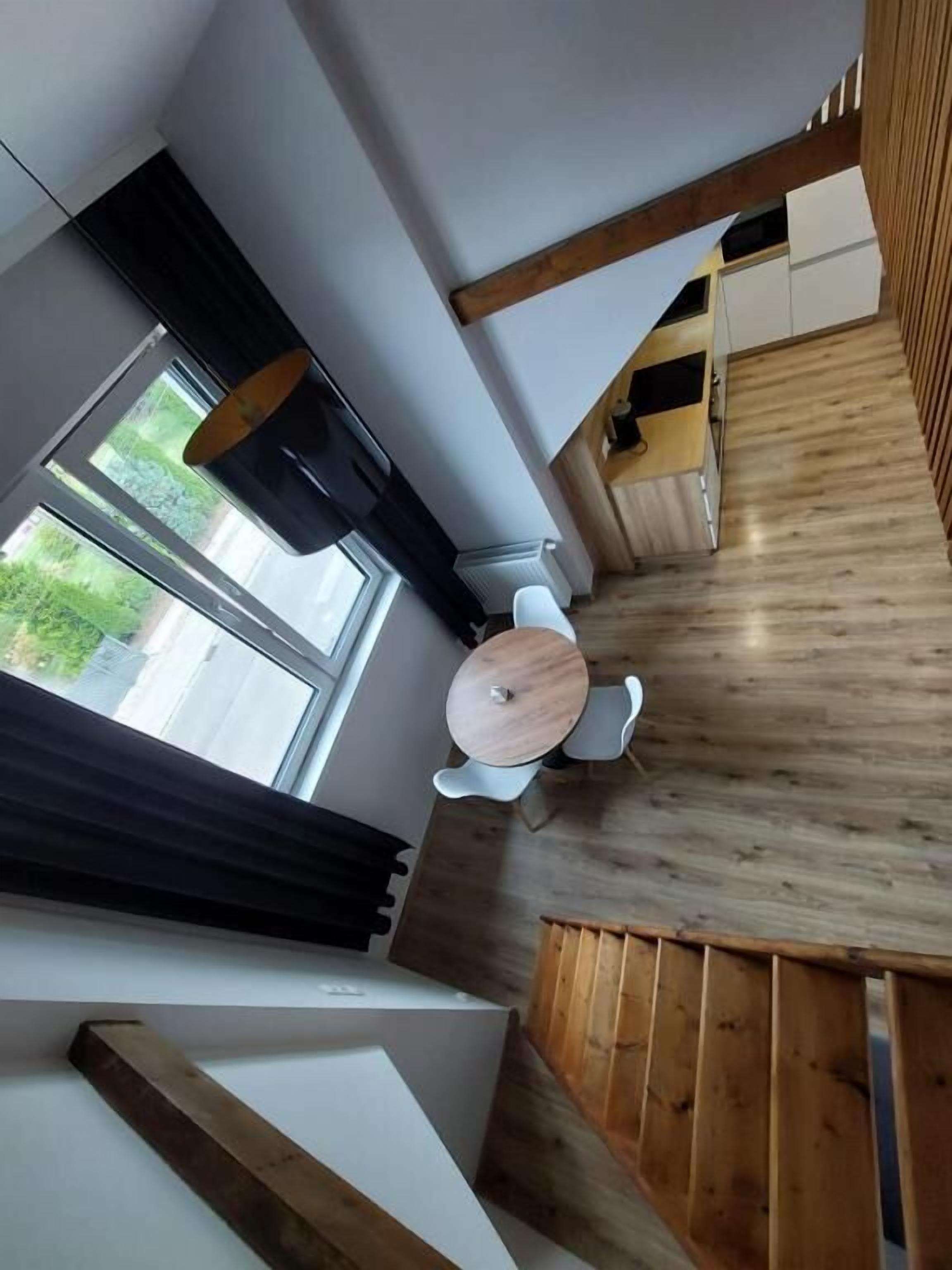 Apartemen Keluarga, kamar mandi pribadi, pemandangan halaman | Interior