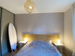 Iron/ironing board, Internet - Villa Marceau - LACANAU (LACANAU)