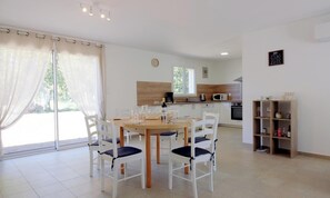 Dining - Côté Océan - VENSAC - Gîte (VENSAC)