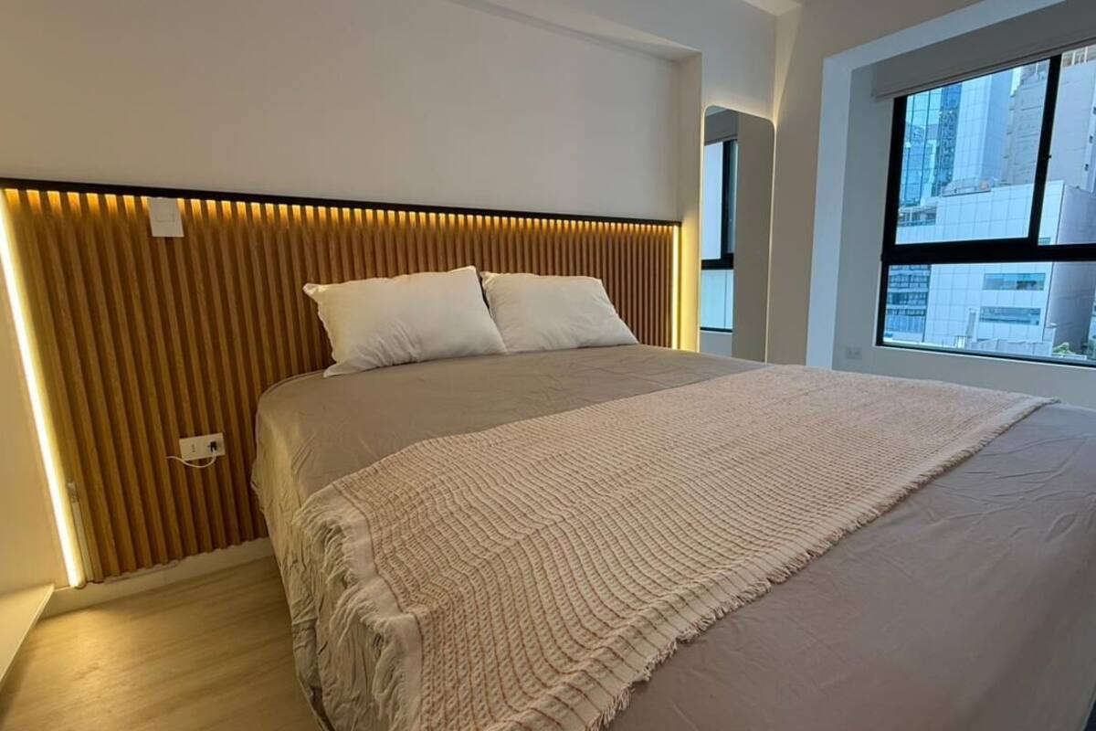 アパートメント クイーンベッド 1 台ソファーベッド付き キッチン