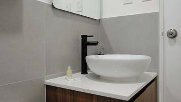 Apartment, 1 Queen Bed with Sofa bed, Kitchen | Bathroom