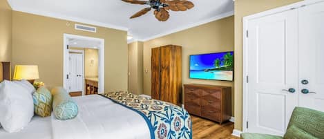 Tabla de planchar con plancha, cuna de viaje, wifi y ropa de cama