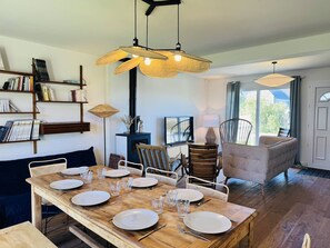 Dining - Maison de village 8 pers, au calme, jardin, wifi (QUIBERON)