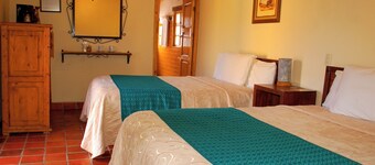 Room Cuxtitali Hotel Adobe and Teja in picturesque neighborhood of San Cristobal