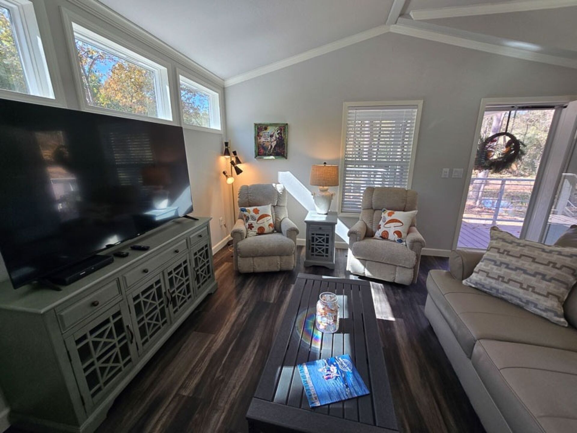 TV