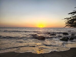 Beach - Luxury ocean view apartment SantaMarta/8 mins airport (santa marta)