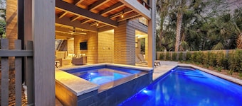 Luxurious BRAND NEW 5-bd on Kiawah - OCEAN COURSE VIEWS, Pool and Spa