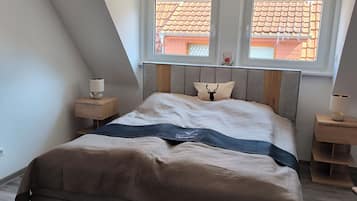 Bügeleisen/Bügelbrett, WLAN, Bettwäsche