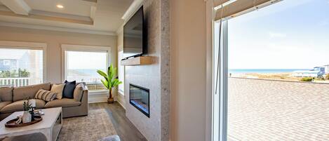 Smart TV, fireplace, table football, ping pong