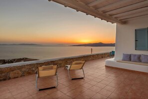Terrace/patio - Lighthouse Villa w Private Pool & 220° Sea View (Faros Armenistis)