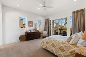 Room - 🌄 Blue Ridge Mountain Escape | Scenic Mountain Getaway, Hot Tub & Game Room (Blue Ridge)