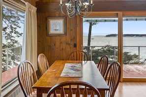 Dining - Oceanfront Sunset View Near Bass Harbor Head Light (Bass Harbor)